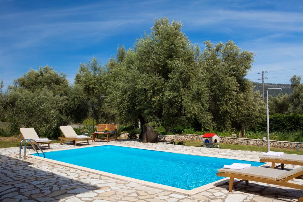 Aelia Villa Syvota Rum bild